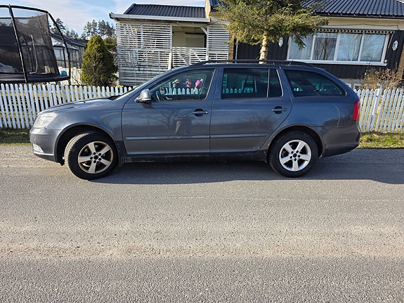 Skoda Octavia 4 of 30