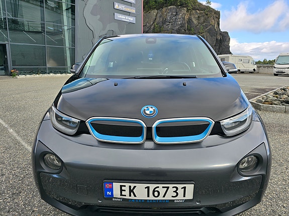 BMW i3 3 of 14