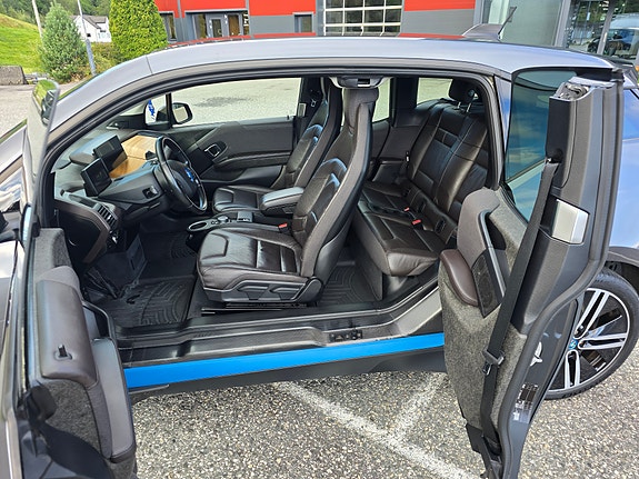 BMW i3 13 of 14