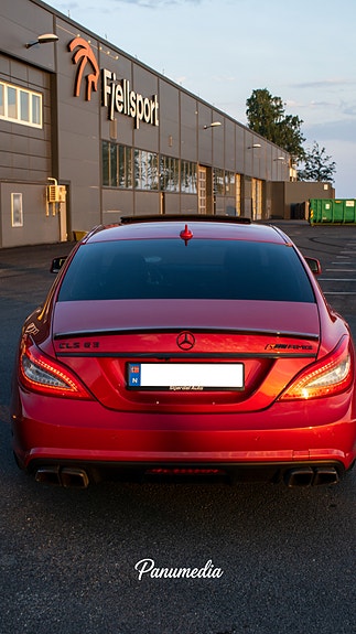Mercedes-Benz CLS63 4 of 5