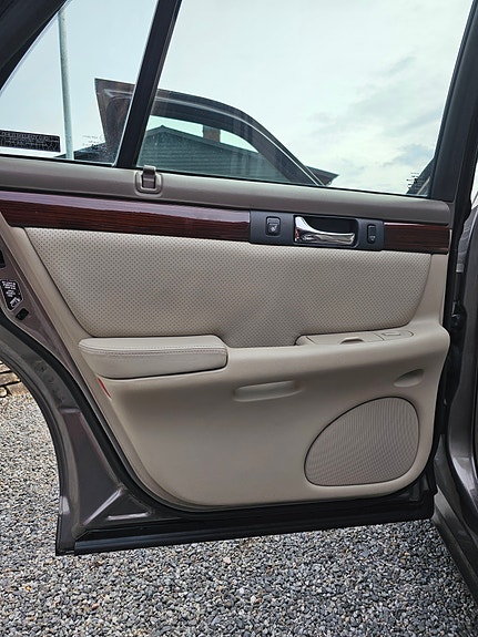 Cadillac Seville 26 of 30