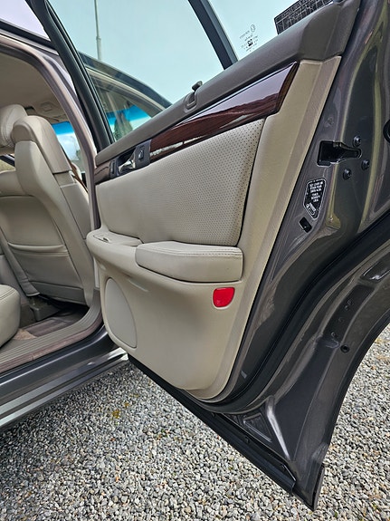 Cadillac Seville 27 of 30