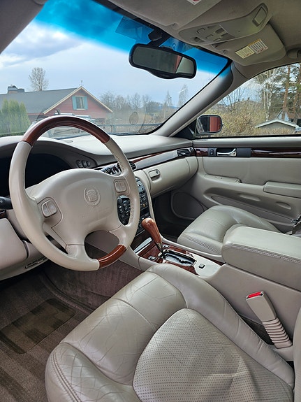 Cadillac Seville 16 of 30