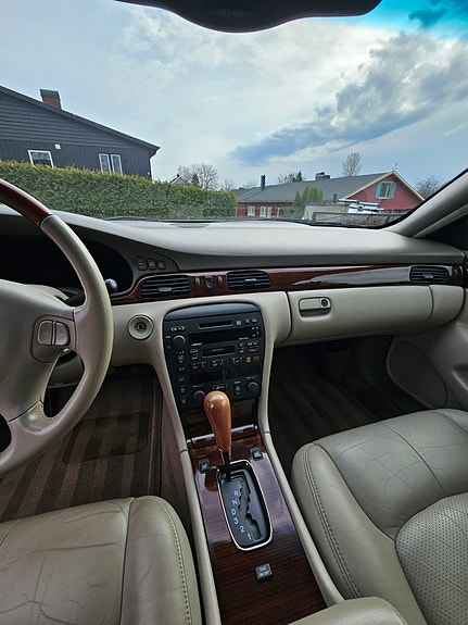 Cadillac Seville 17 of 30