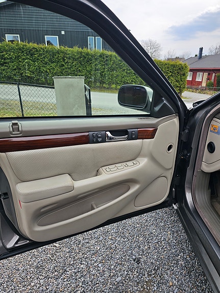 Cadillac Seville 14 of 30