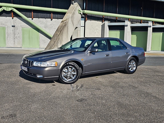 Cadillac Seville 3 of 5