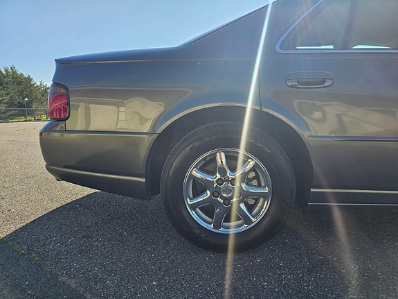 Cadillac Seville 8 of 30