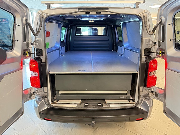 Opel Vivaro 2 of 5