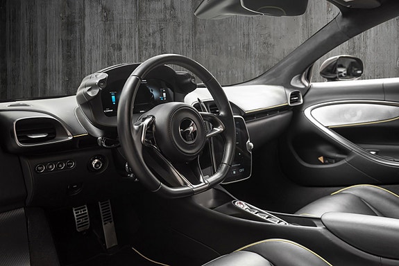 McLaren Artura 22 of 30