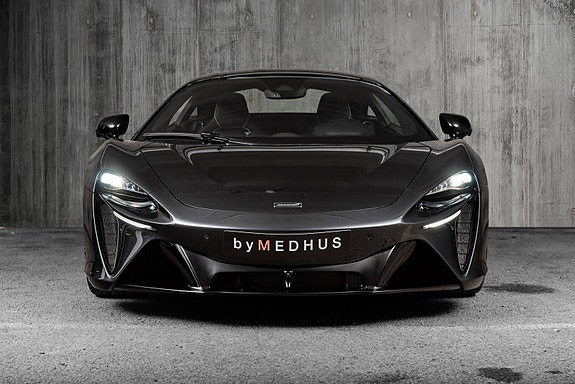 McLaren Artura 4 of 30