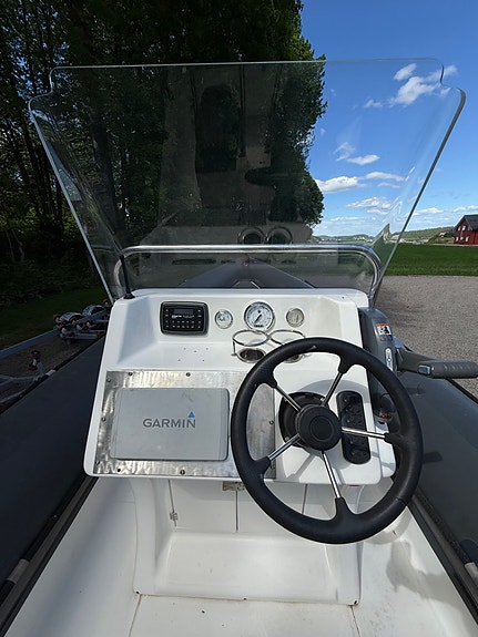 Cape Rib 750 – 250hk Evinrude – med reg. henger. Klar for sommeren! 12 of 14