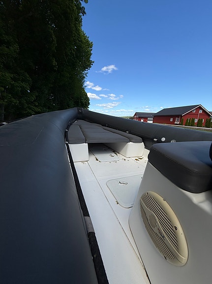 Cape Rib 750 – 250hk Evinrude – med reg. henger. Klar for sommeren! 8 of 14