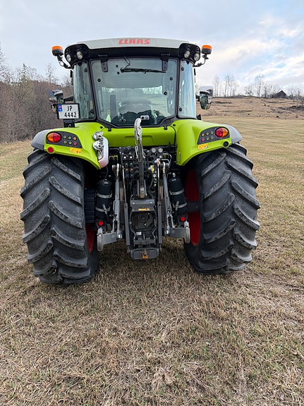 CLAAS Arion 460 3 of 7