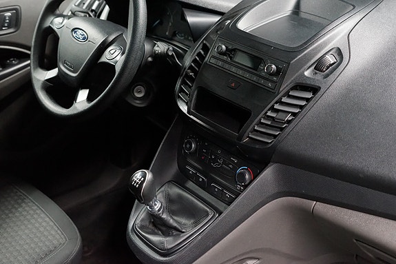 Ford Transit Connect 9 of 25