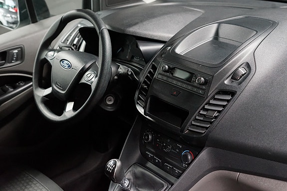 Ford Transit Connect 8 of 25