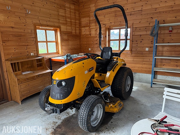 JCB J-CH 327