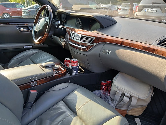 Mercedes-Benz S320 6 of 21