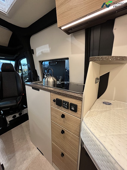 Bürstner Habiton / HMX 6.0 - 4X4 | LITHIUM | SOLCELLE | OFFROAD | HENGERFESTE 29 of 30