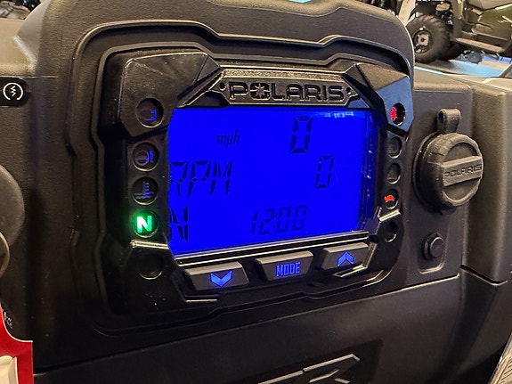 Polaris RZR 200 EFI YOUTHMODELL 5 of 8