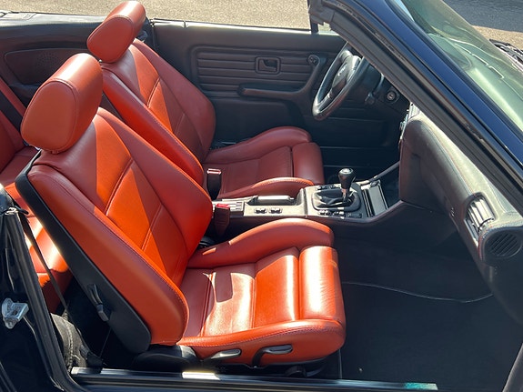 BMW 318i 11 of 19