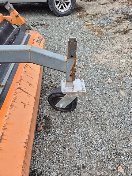 Bema feiemaskin med oppsamler 2011, kr 23 000,-