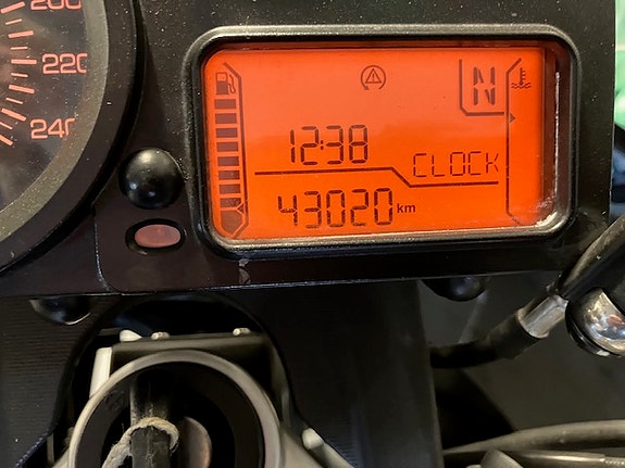 BMW R 1200 ST 4 of 5