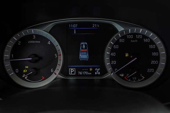 Nissan Navara 21 of 30