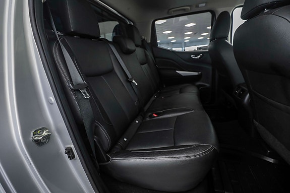 Nissan Navara 23 of 30