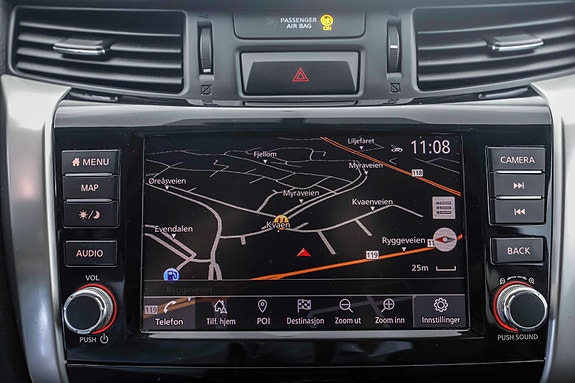 Nissan Navara 28 of 30