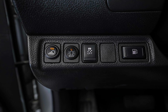 Nissan Navara 26 of 30