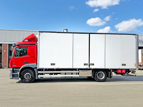 Mercedes-Benz Actros 1832L SKAB 19 paller med sideåpning, varme i skap, ryggekamera, onspot, webasto, ledbar, se video 4 of 5