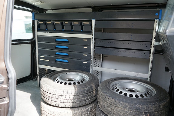 Volkswagen Transporter 24 of 30