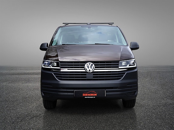 Volkswagen Transporter 2 of 30