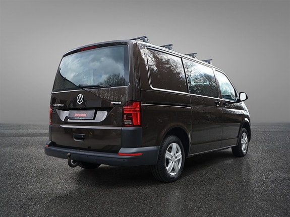 Volkswagen Transporter 10 of 30