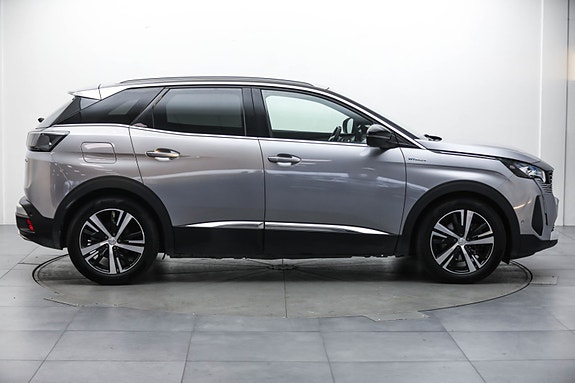 Peugeot 3008 13 of 30
