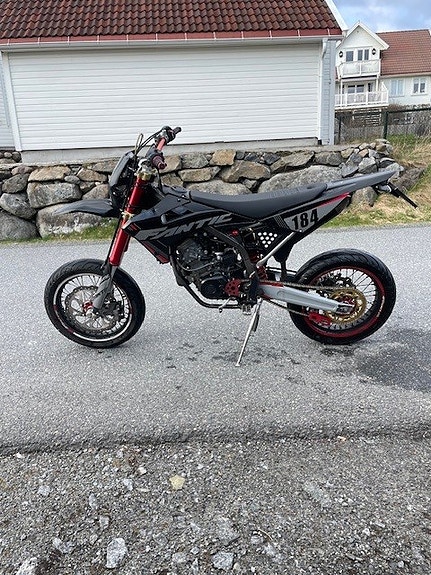 Fantic XMF 125 6 of 8