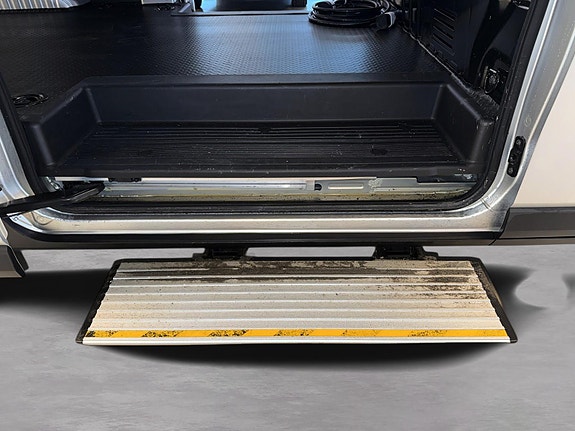 Maxus e-Deliver 7 14 of 19