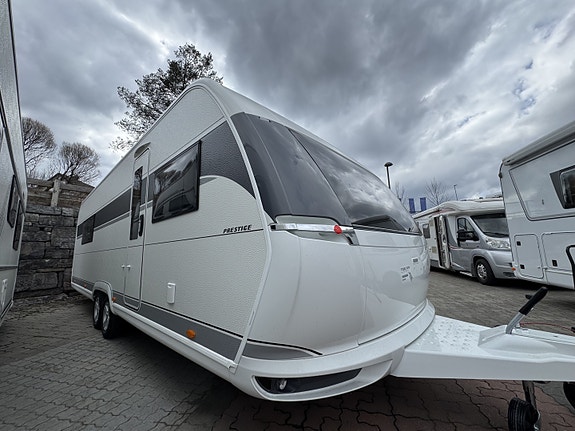 Hobby 720 WQC PRESTIGE / QUEENBED / STORT BAD / ALU SOMMER / BATTERIPAKKE / ALDE VARME