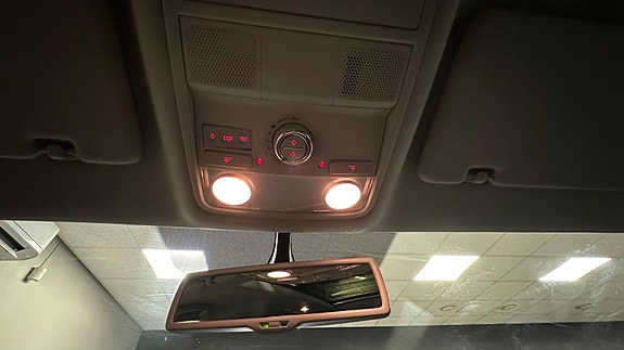 Volkswagen Sharan 23 of 30