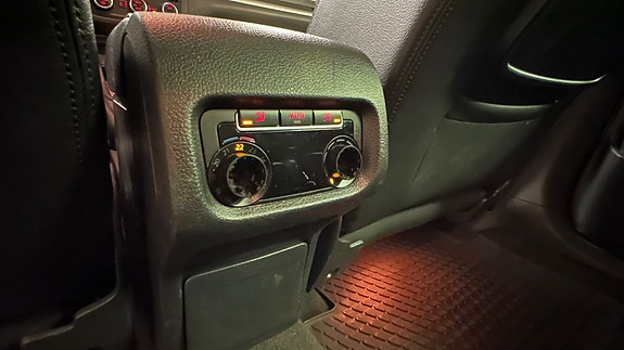 Volkswagen Sharan 29 of 30