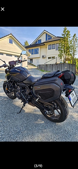 Yamaha MT-07 2 of 2