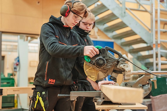 Del erfaringa og kunnskapen din med andre! (Foto: Tingh)