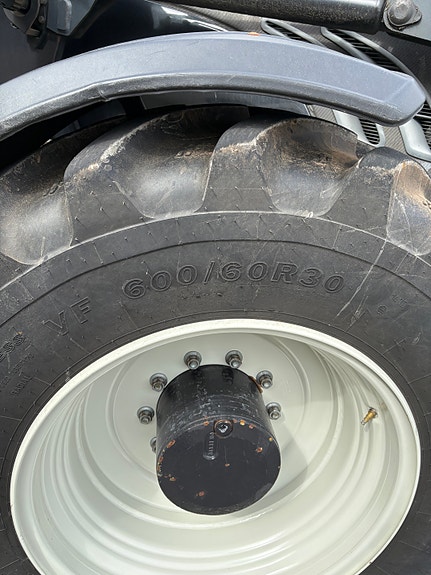 Valtra T202D 2011, kr 725 000,-