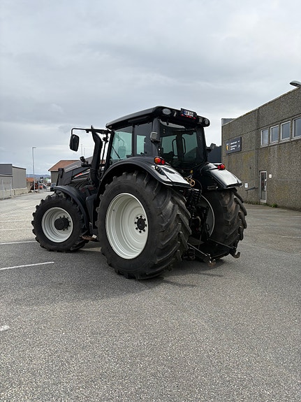 Valtra T202D 2011, kr 725 000,-