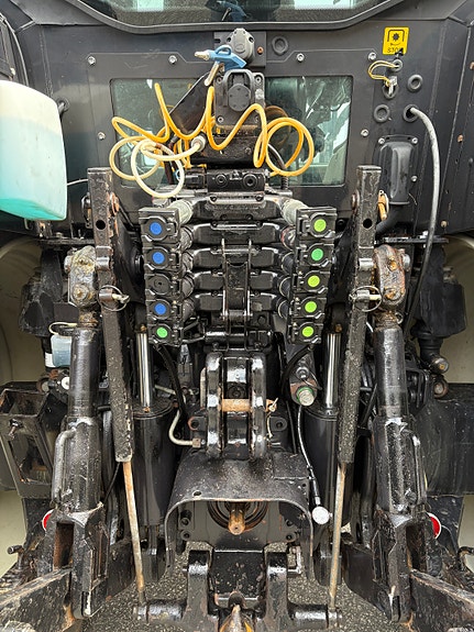 Valtra T202D 2011, kr 725 000,-