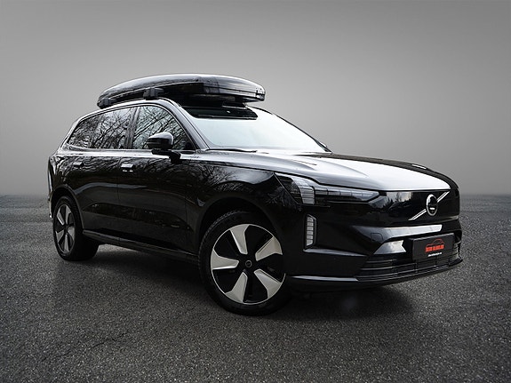 Volvo EX90 14 of 30