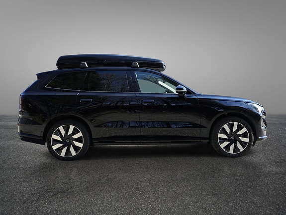 Volvo EX90 9 of 30