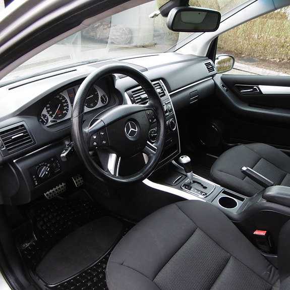 Mercedes-Benz B-Klasse 14 of 30