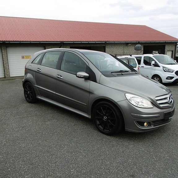 Mercedes-Benz B-Klasse 7 of 30