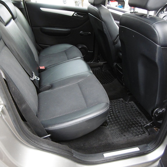 Mercedes-Benz B-Klasse 21 of 30